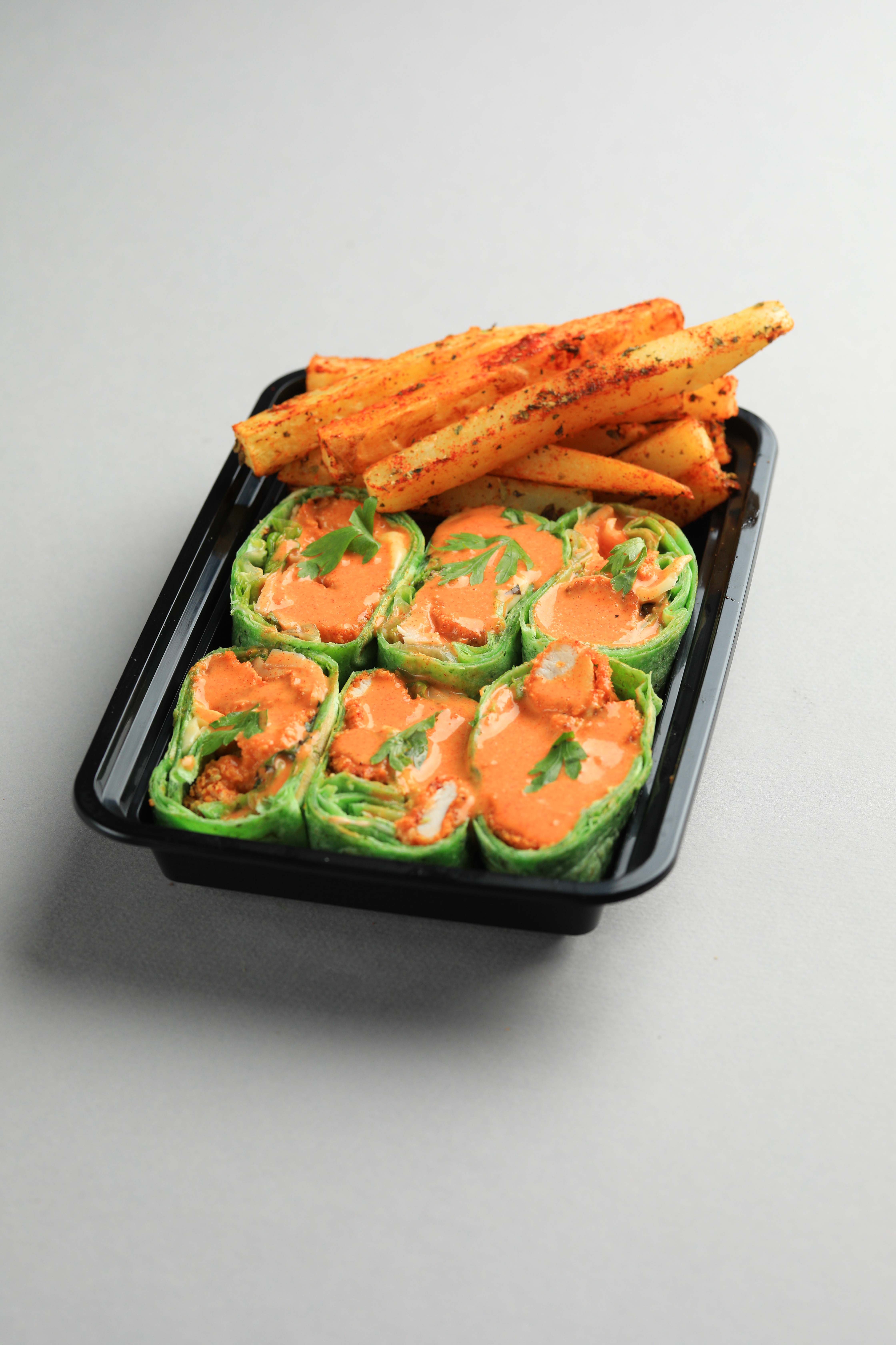 BUFFALO CHICKEN ROLL WITH FRIES